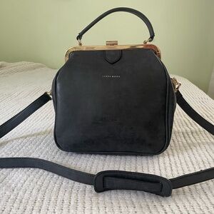 Terra Moda Black Crossbody Bag purse with Structured Shape and Adjustable Strap
